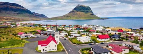 12 Towns to Visit When in Iceland .